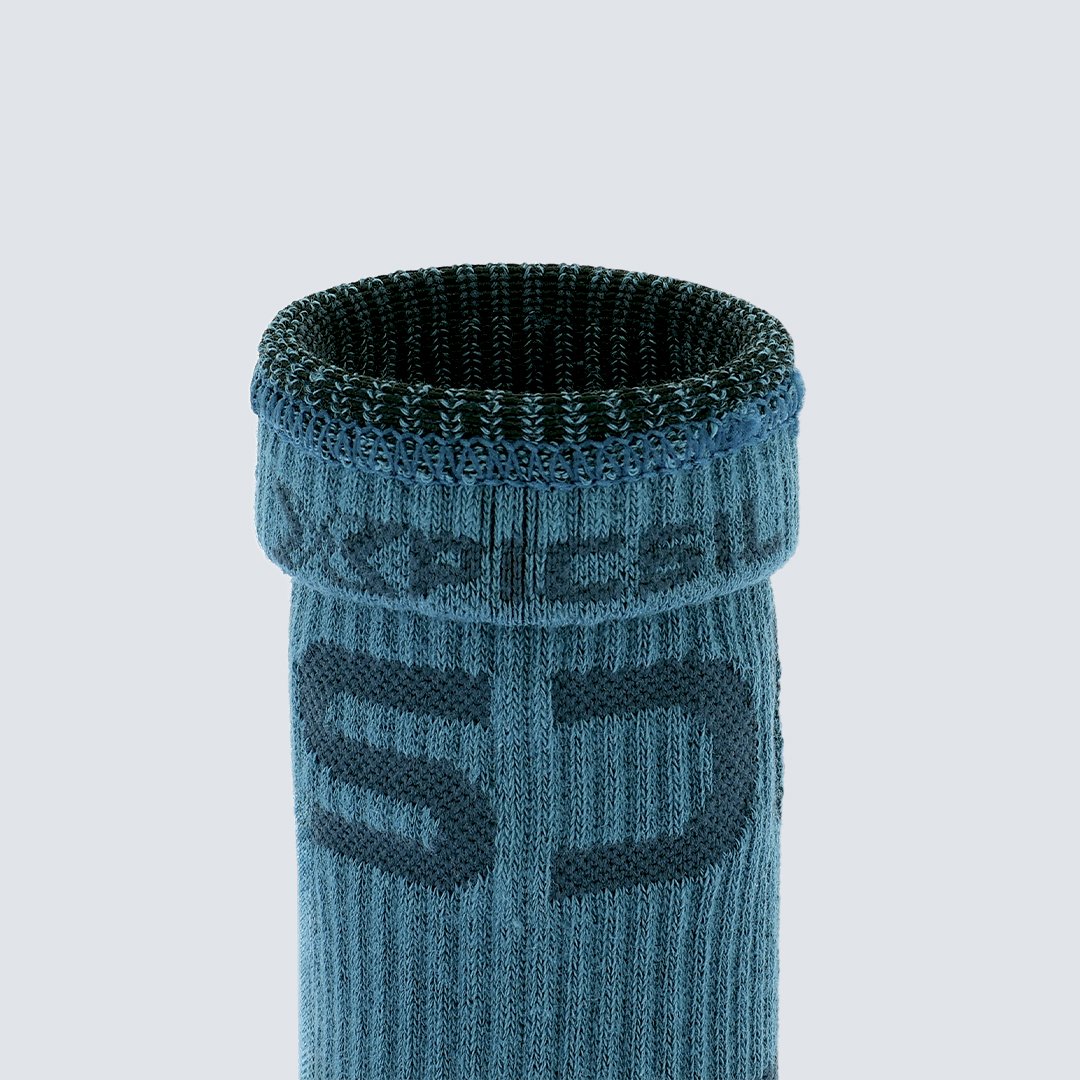 color_aqua