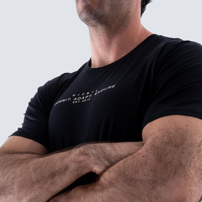 Camiseta hombre Essentials FY26