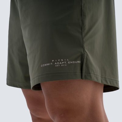 Short Deportivo Hombre Essentials FY26