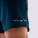 Short Deportivo Hombre Essentials FY26